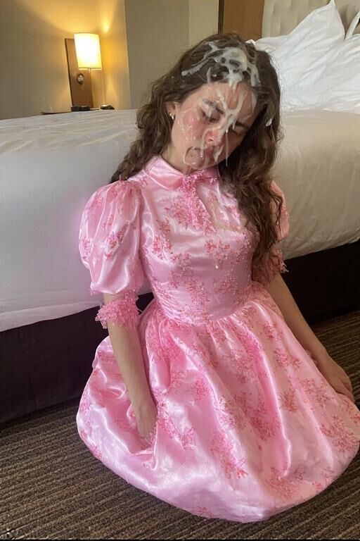Dolled Up Fucktoys AI