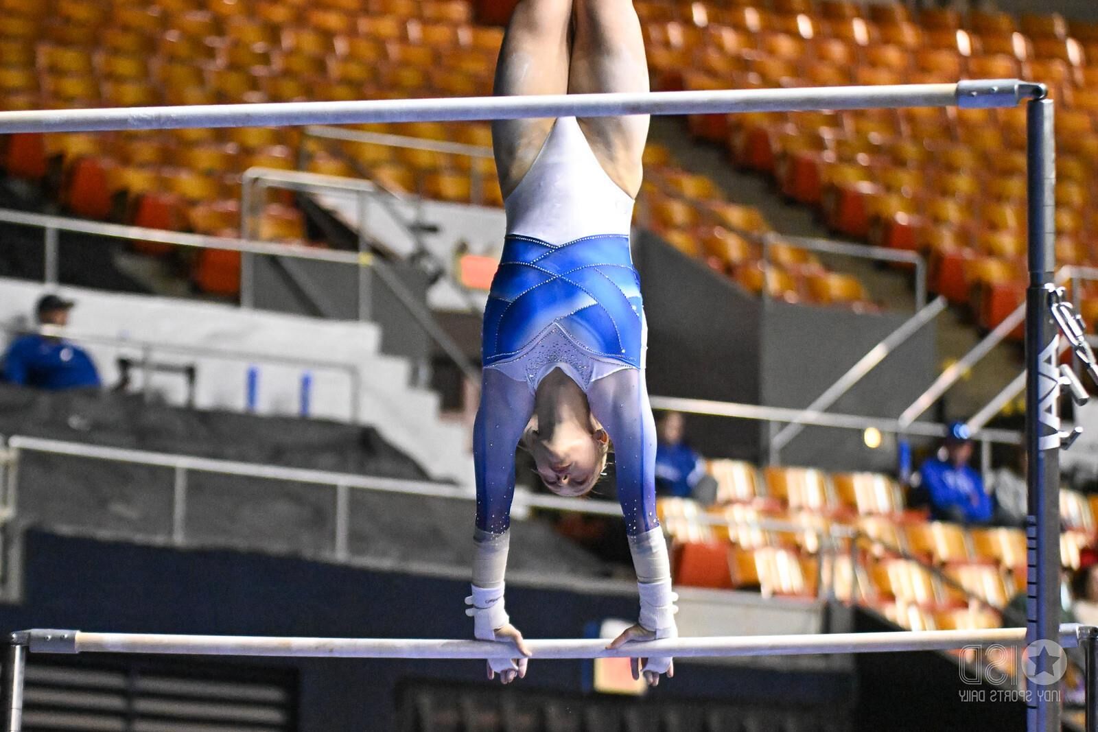 Very Hot College Gymnasts Part 