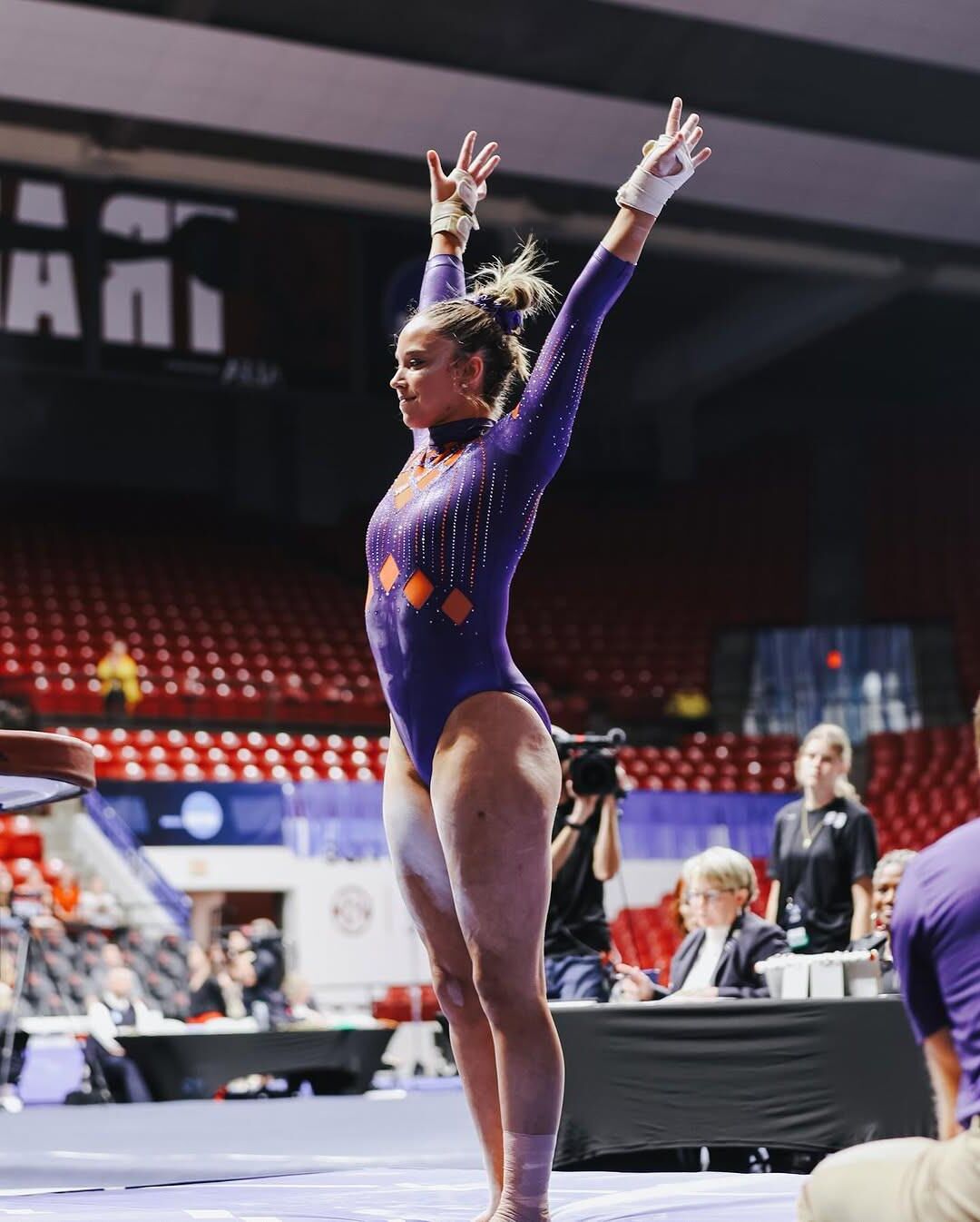Tumble into the Weekend with Gymnasts! Jun