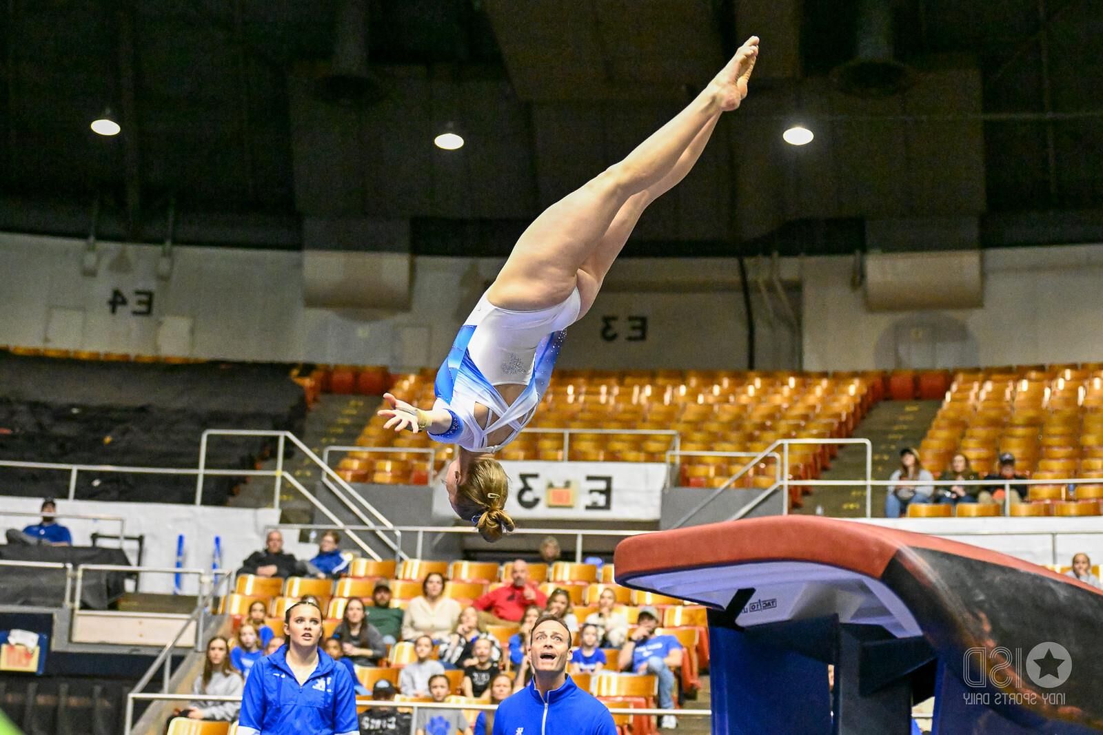 Very Hot College Gymnasts Part 