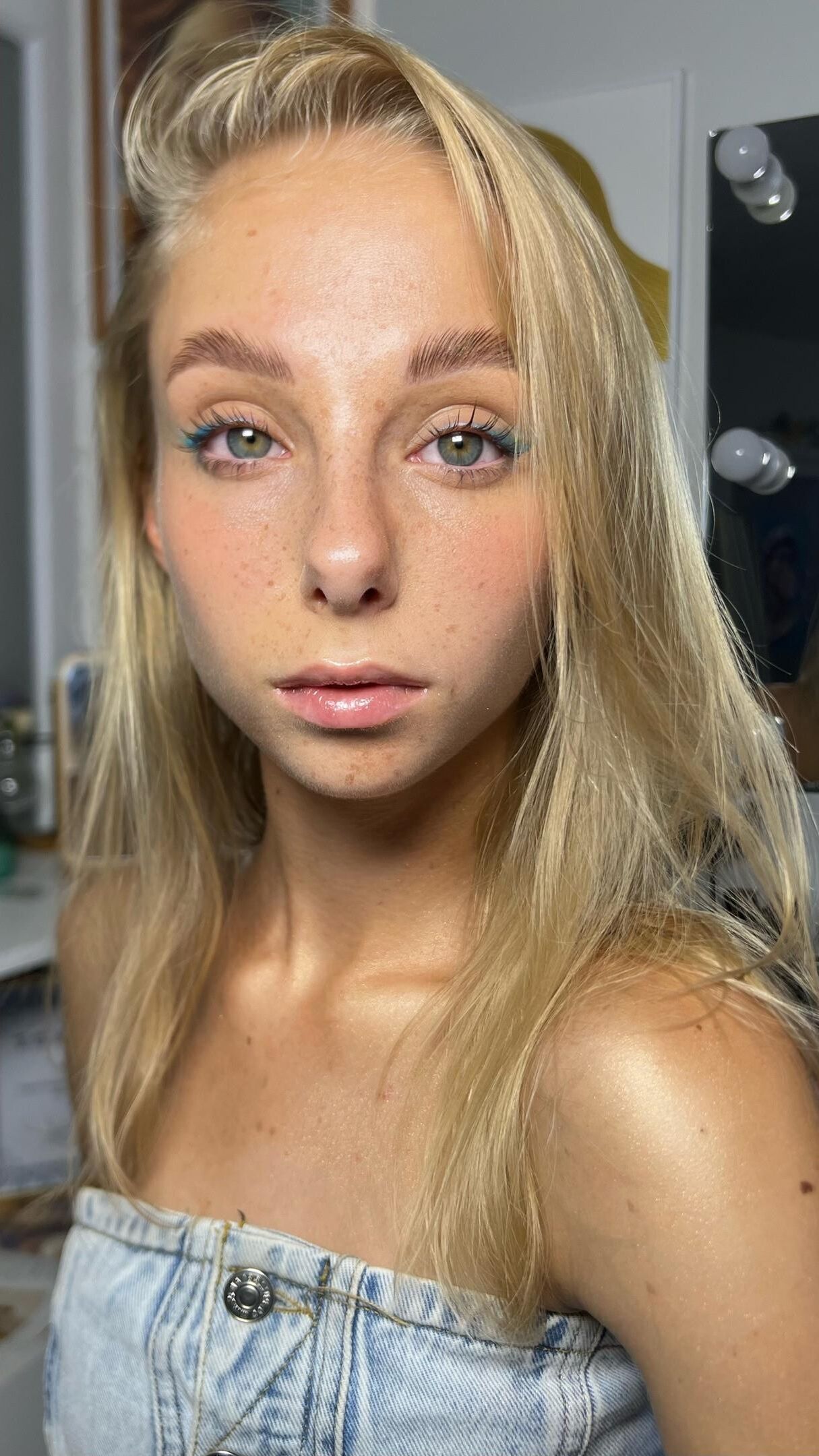Non Nude Daughters Mixed 