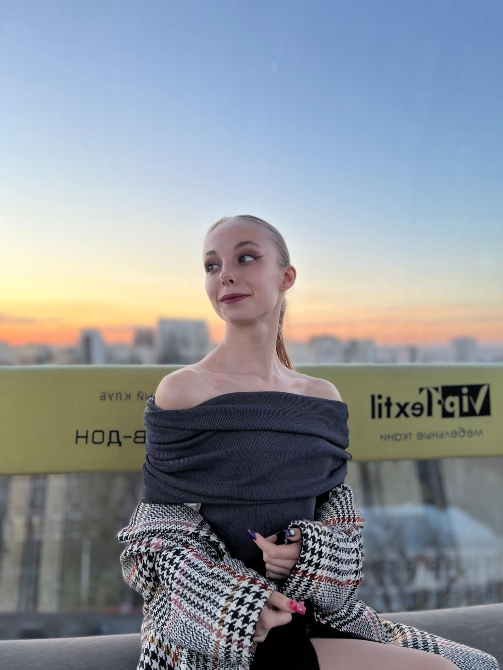 Non Nude Daughters Mixed 