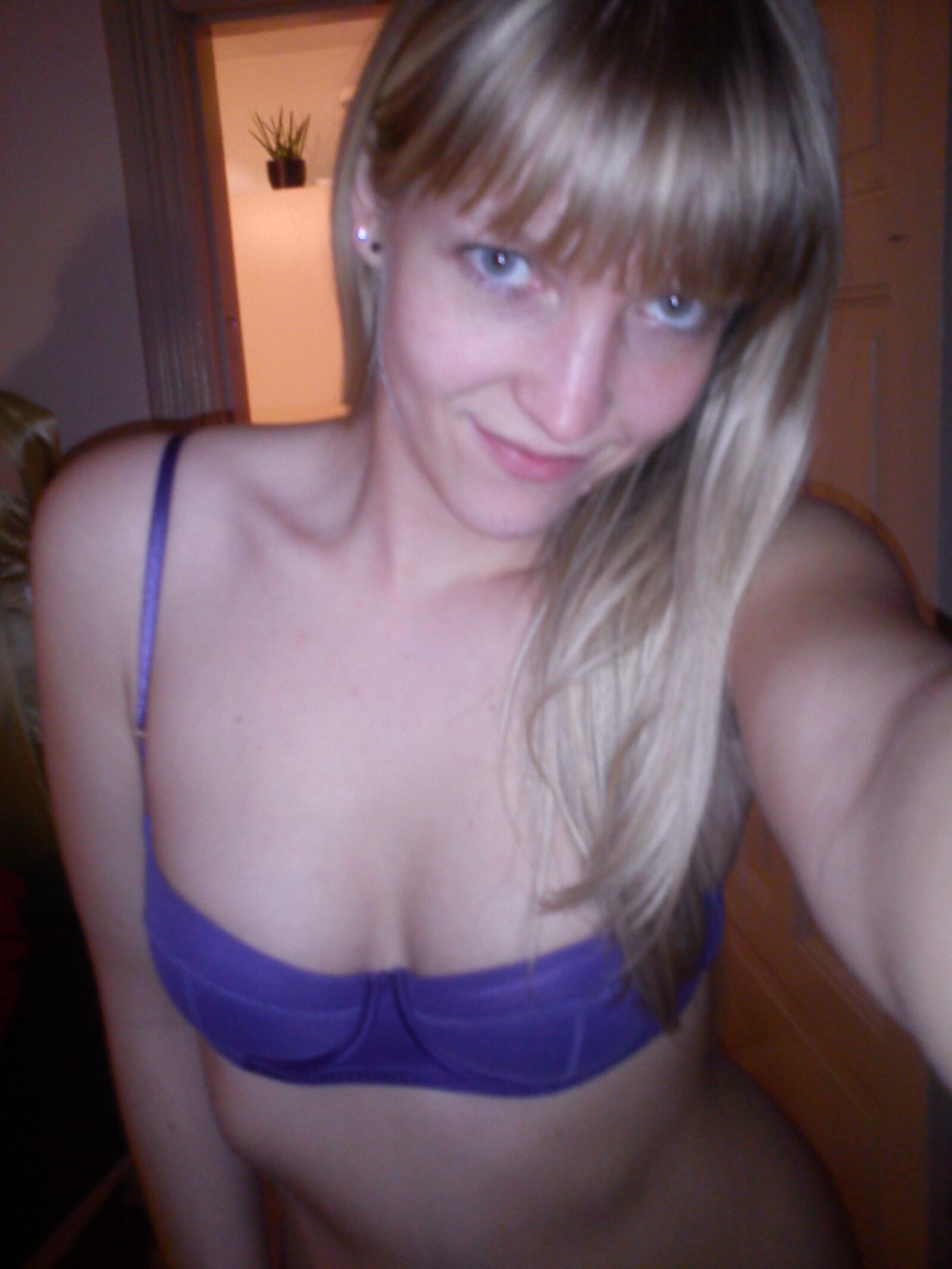 Superbes selfies de petite amie blonde