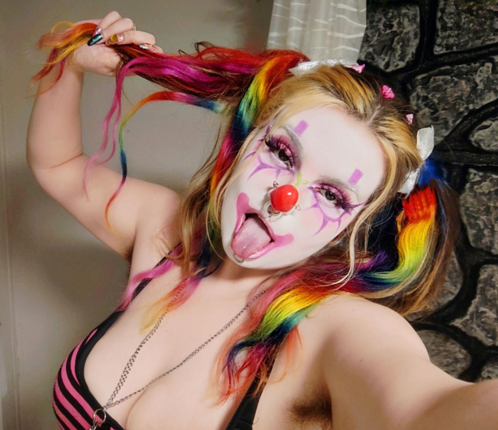 CLOWN/GOTH GIRLS MIX