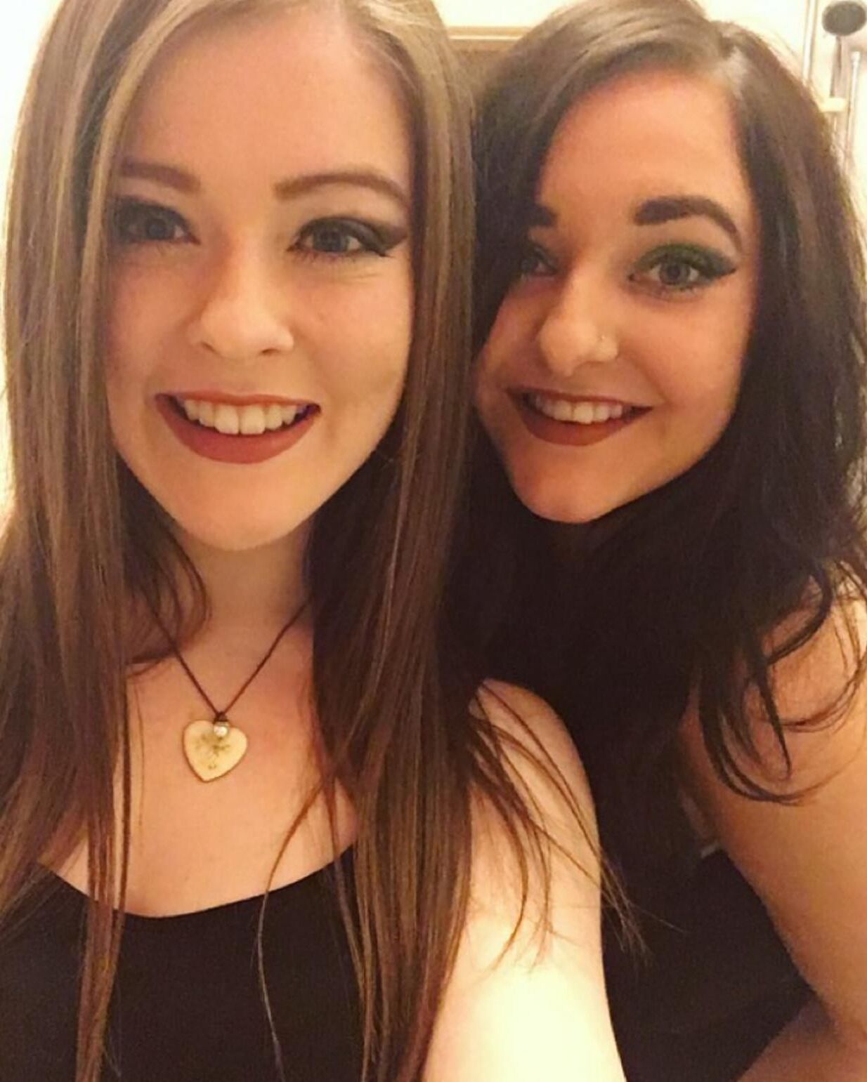 Stunning Girls I want to Serve