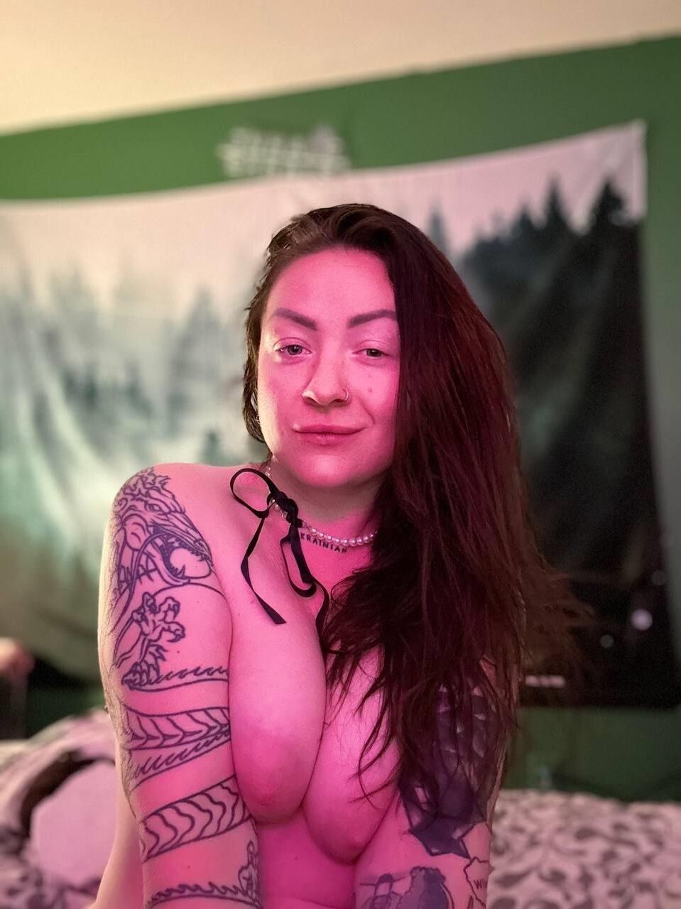 Snezha, bombe sexuelle de Winnipeg (Canada)