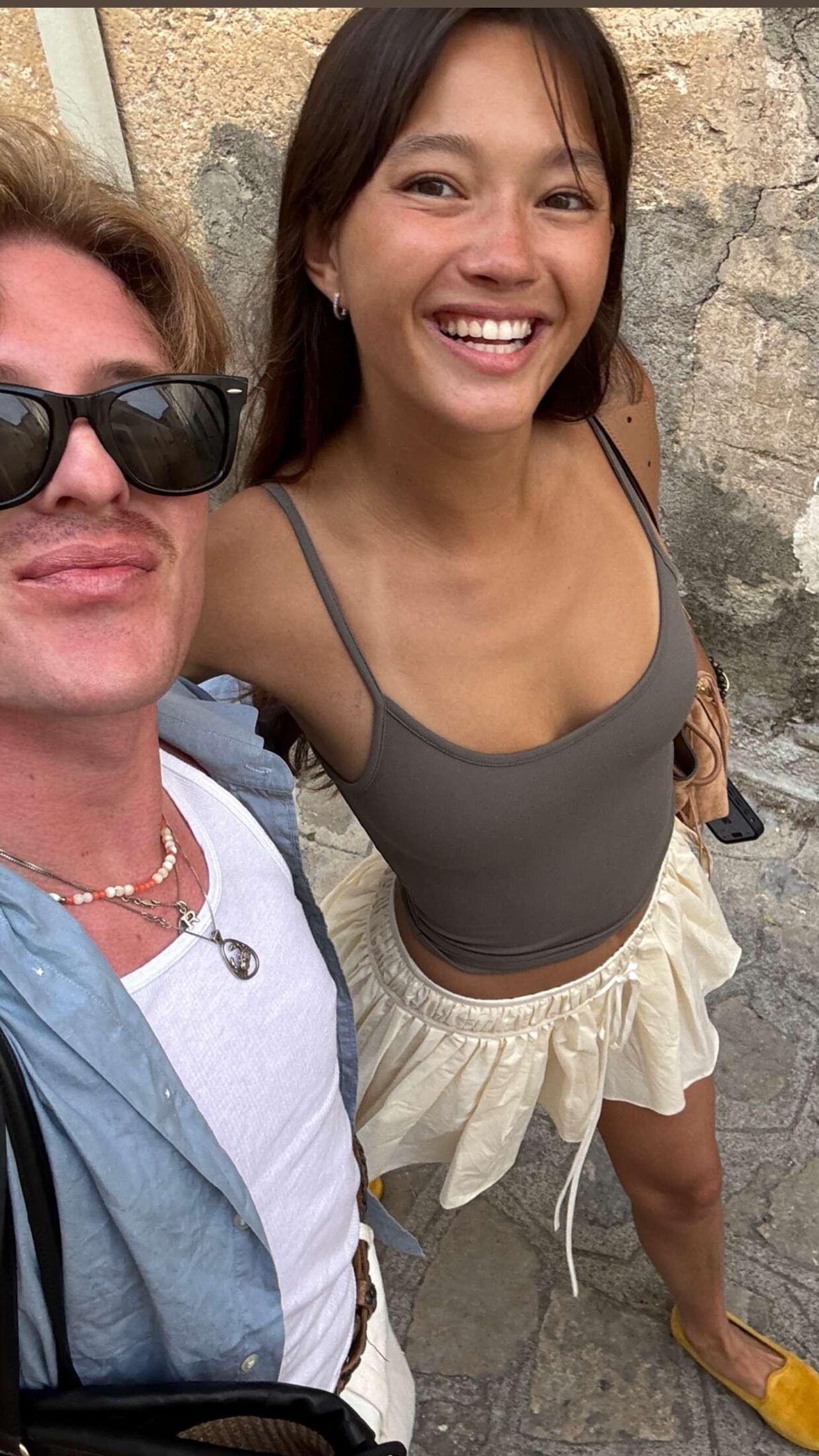Lily Chee Italie Friends Bikini Big Ass Clivage