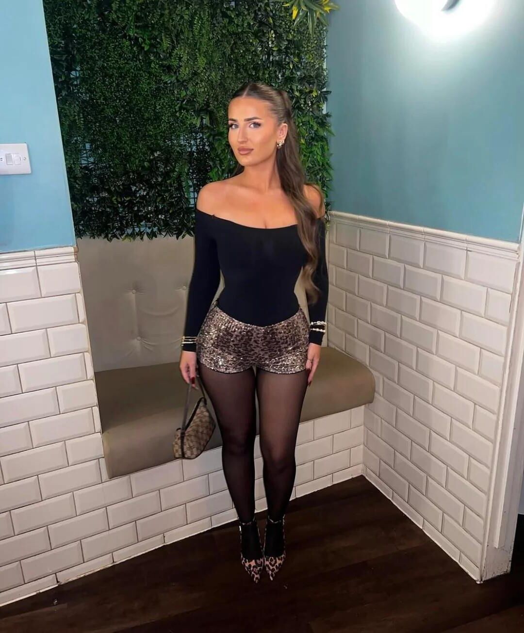 Pantyhosed 
