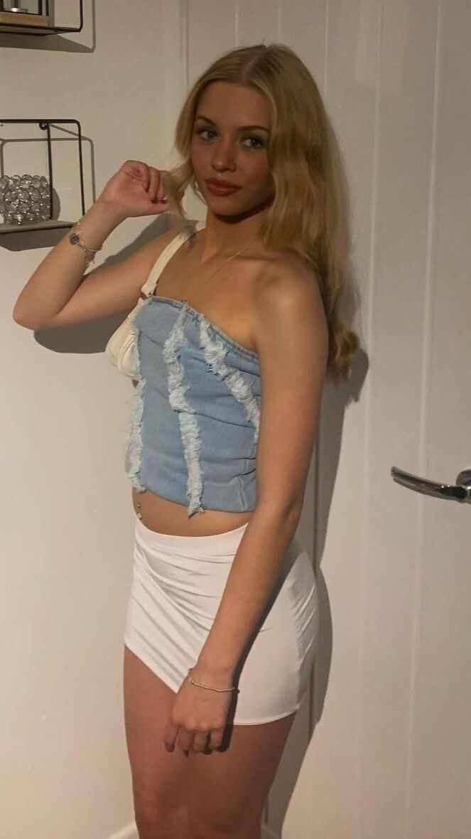 Chavtastic teen dsl bimbo putaindoll pour commenter