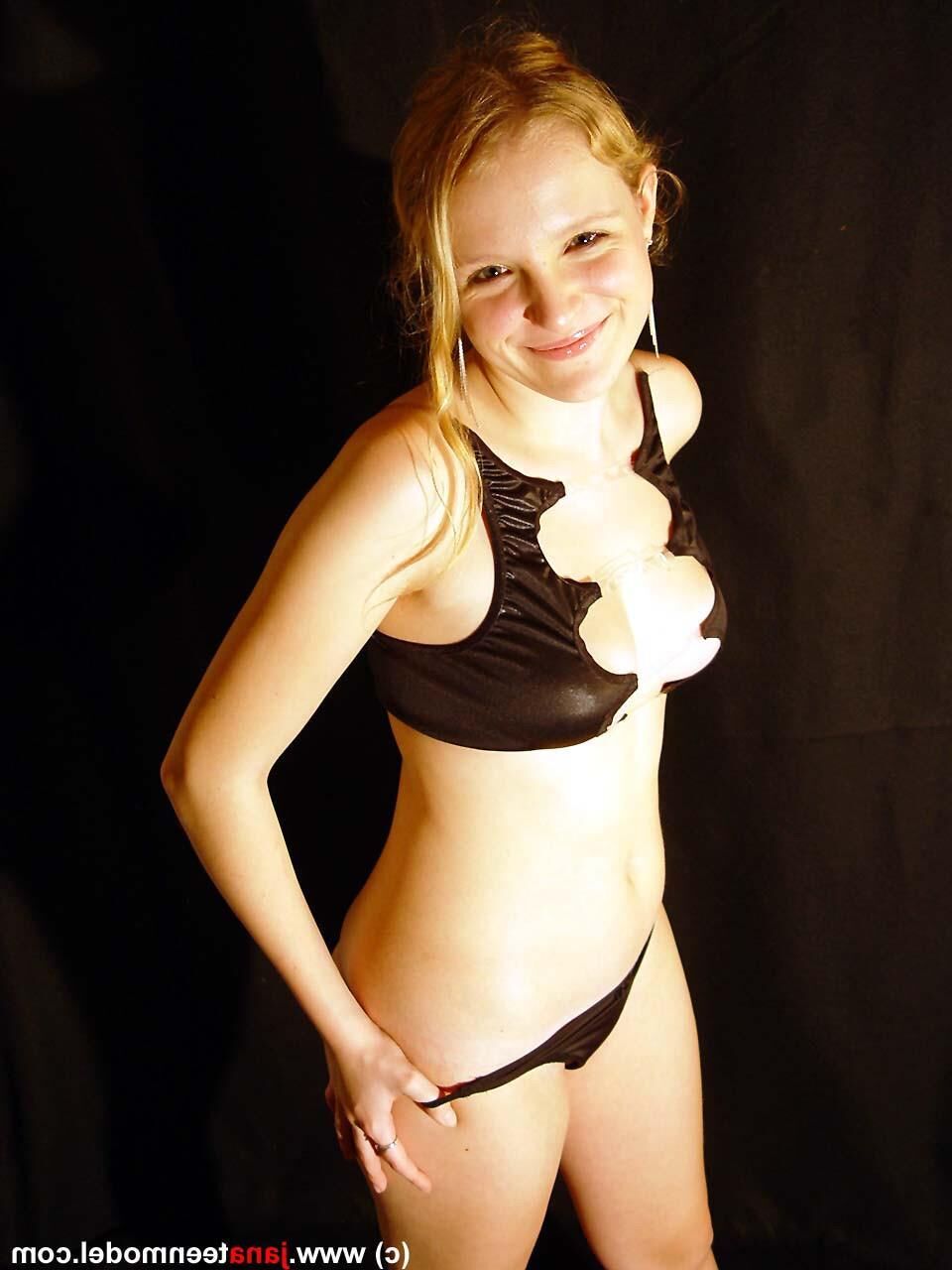 Jana teenmodel