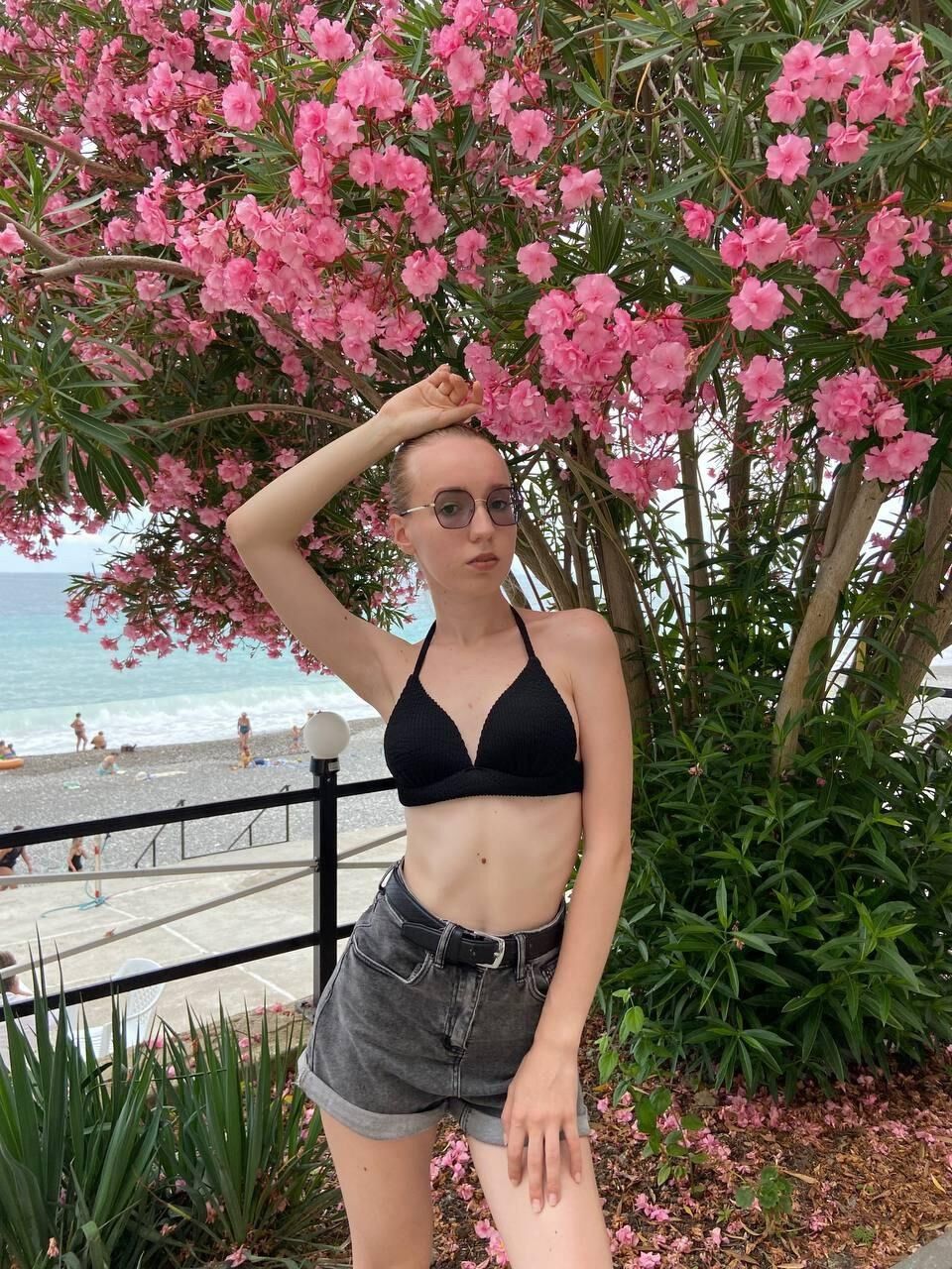 Non Nude Daughters Mixed 