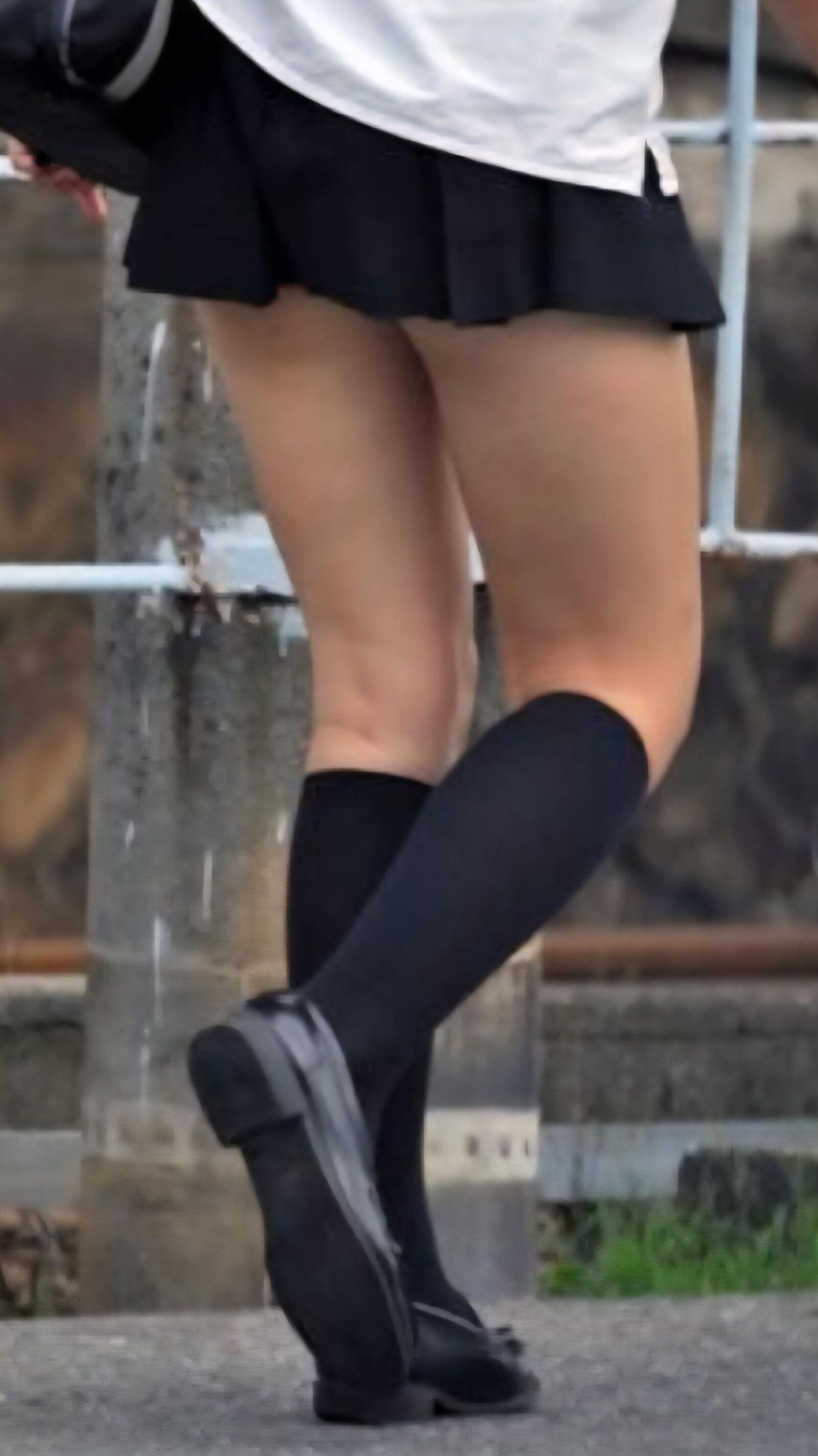 Jambes adolescentes asiatiques