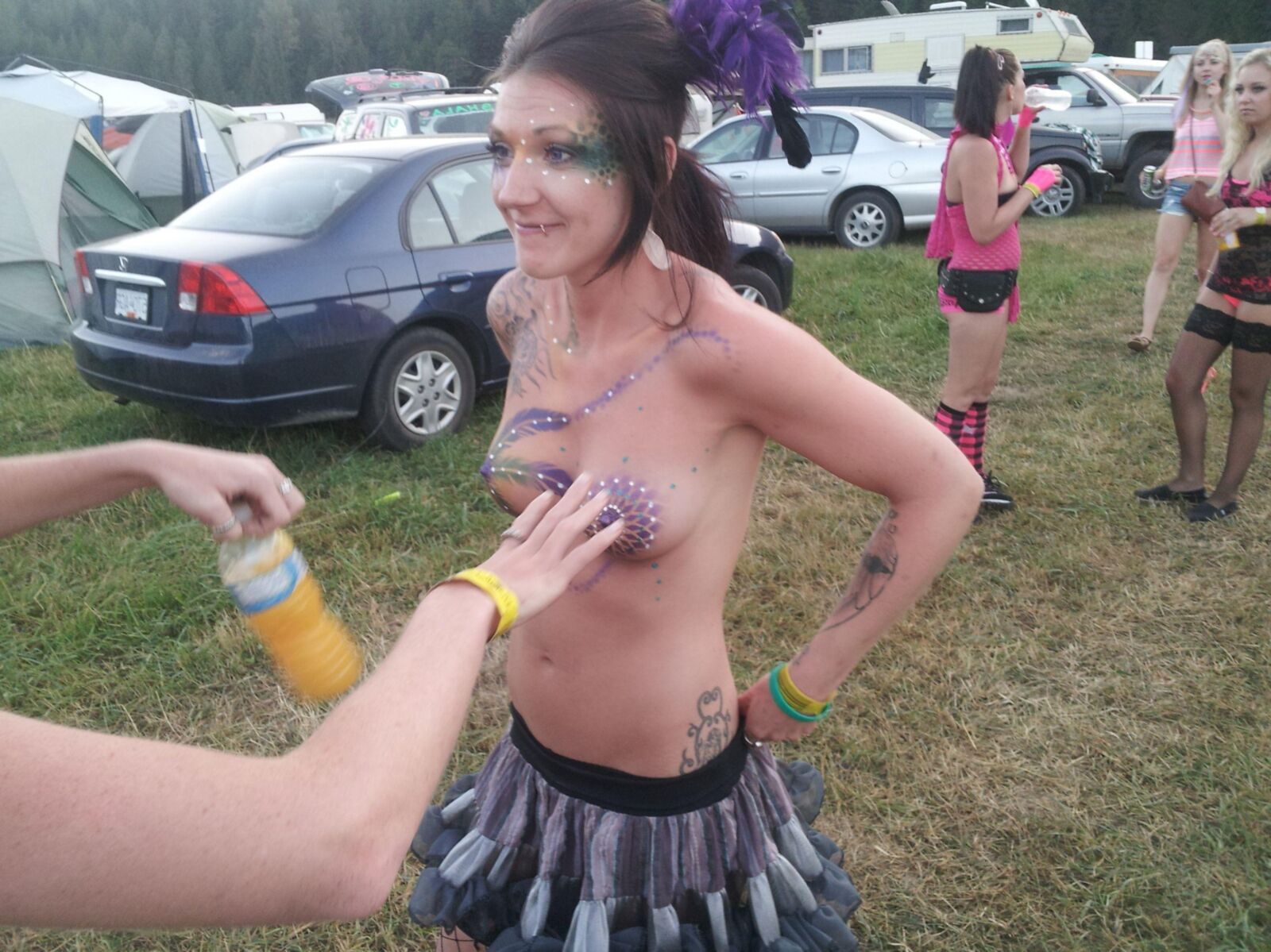 Party babe nudes and sex