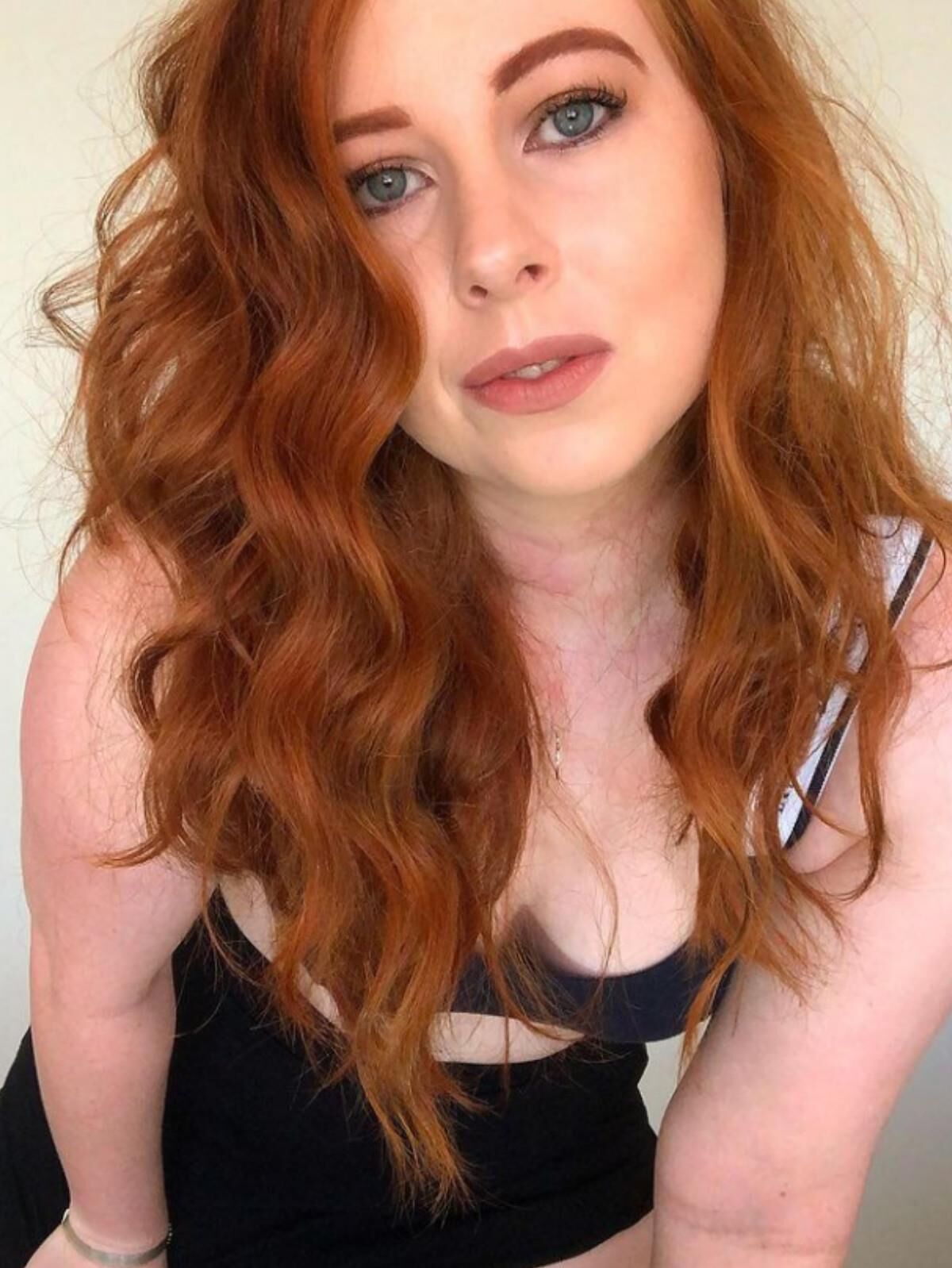 Beautiful Girls to Humiliate and Degraded Me