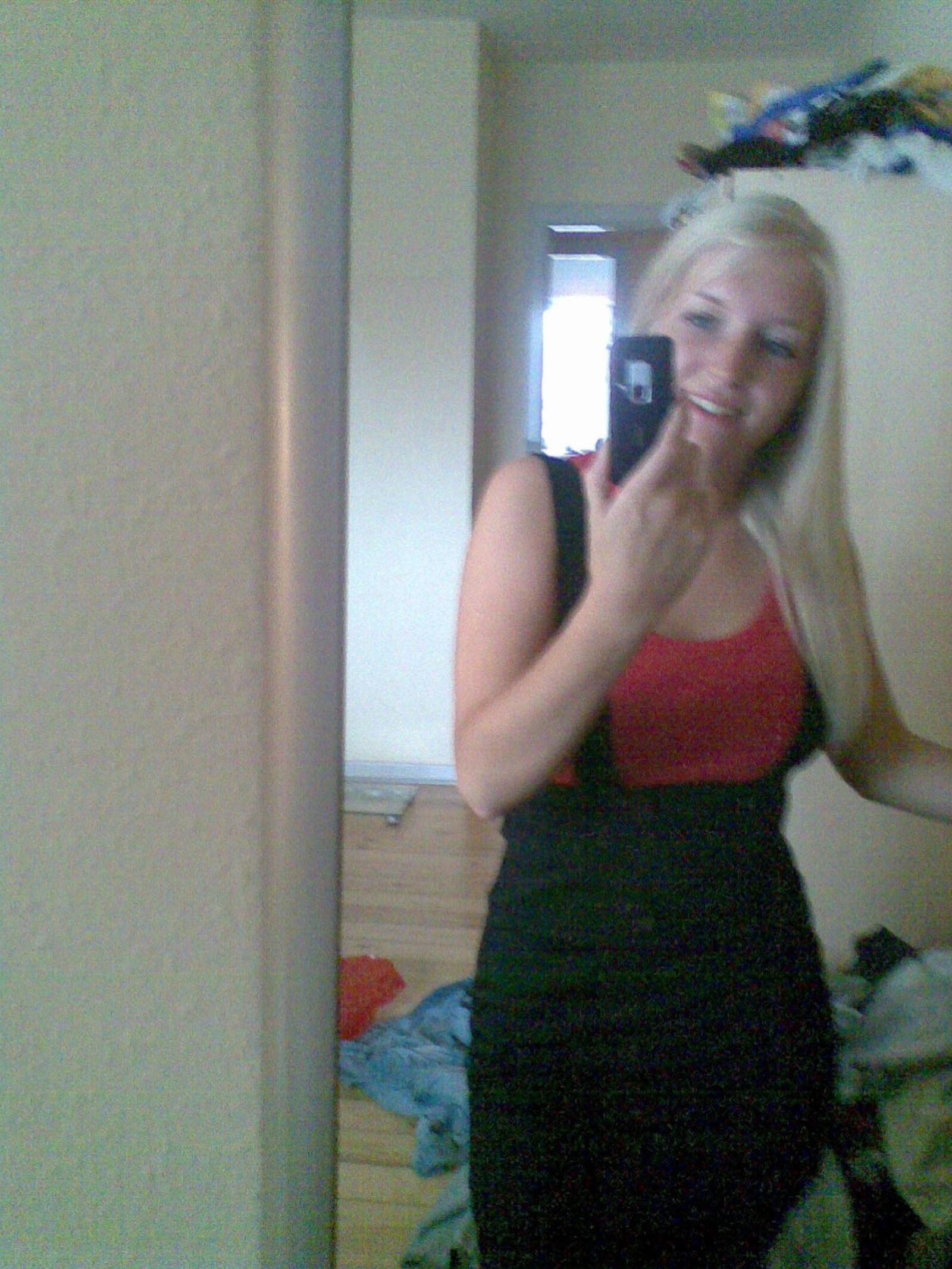 Superbes selfies de petite amie blonde