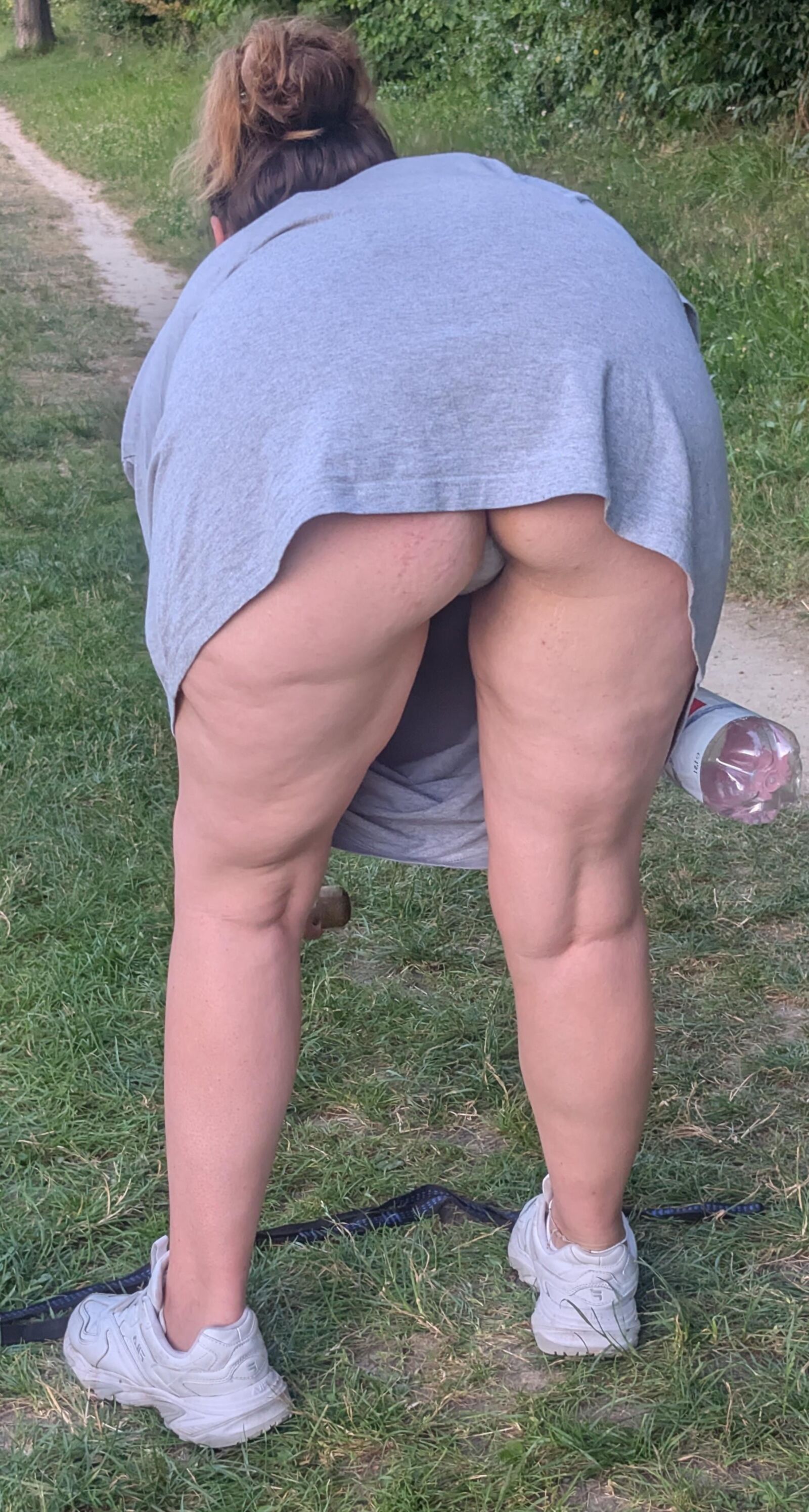 Amateur Teen Friend and Random Persons Voyeur