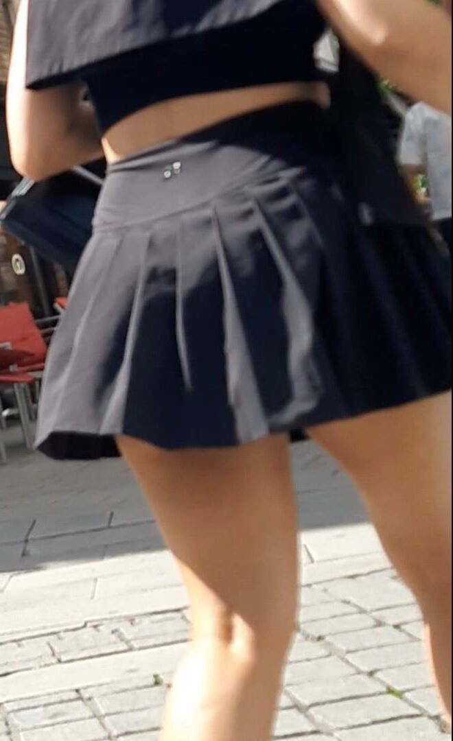 Streetgirls en faldas