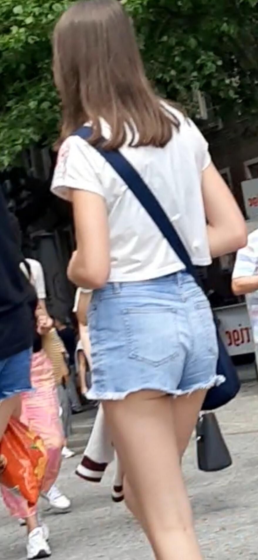 Streetgirls in shorts 