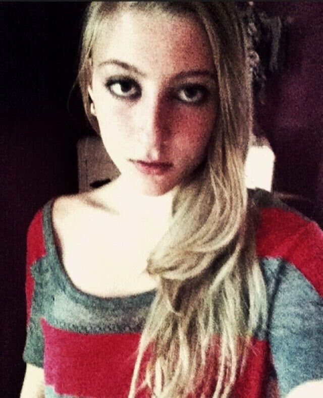 Sweet blond teen selfies