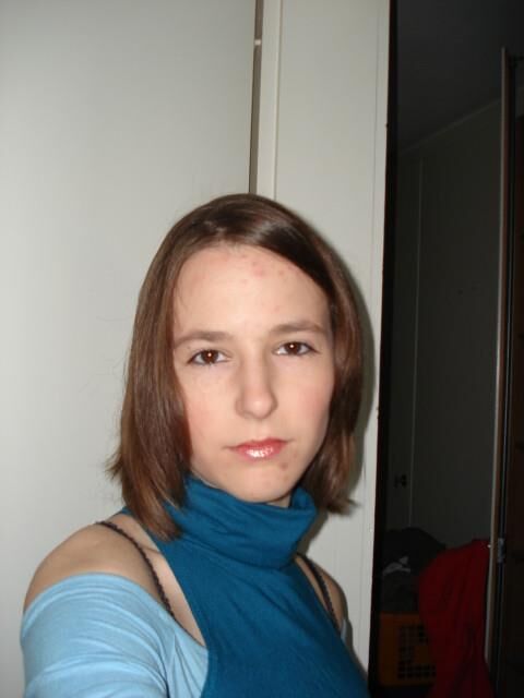 Sweet nerdy teen GF