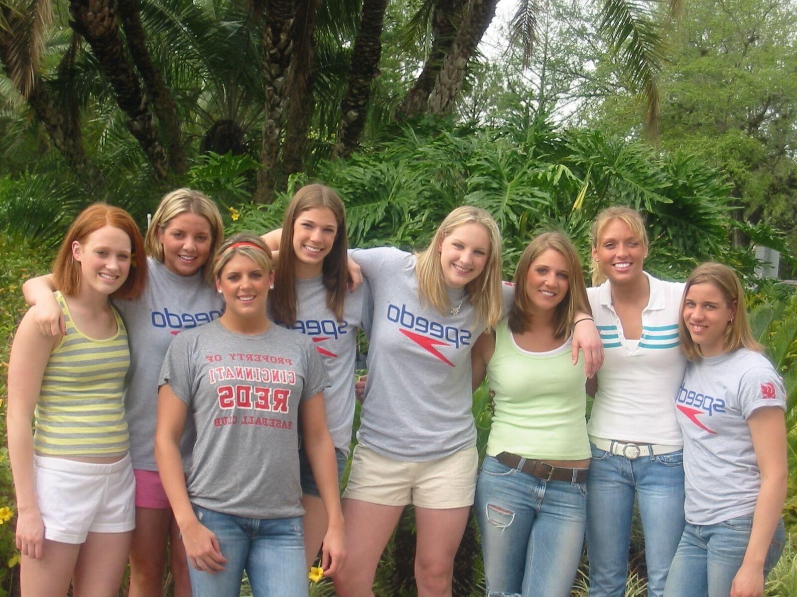Hot Amateur Gal Pals