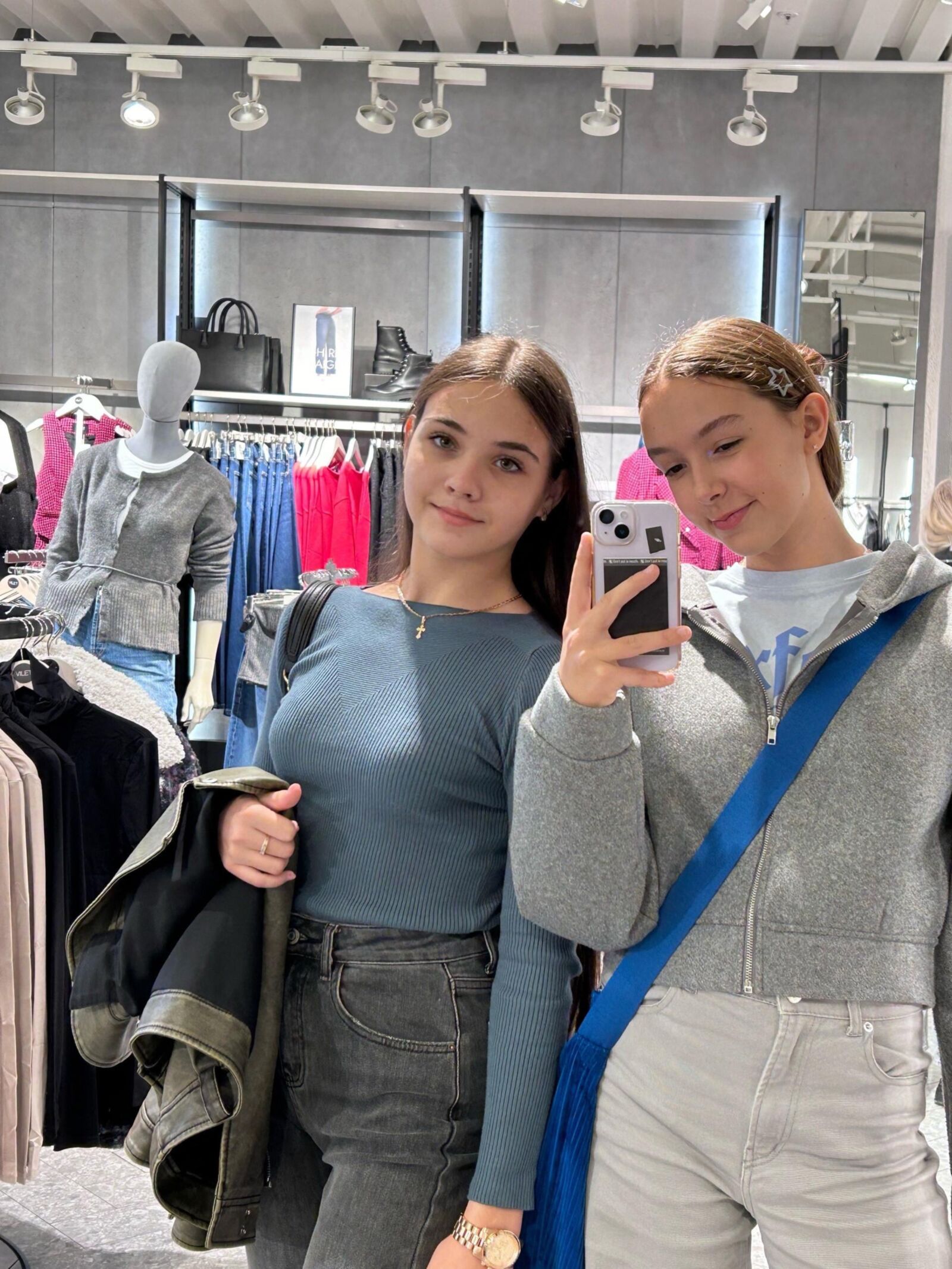Non Nude Daughters Mixed 