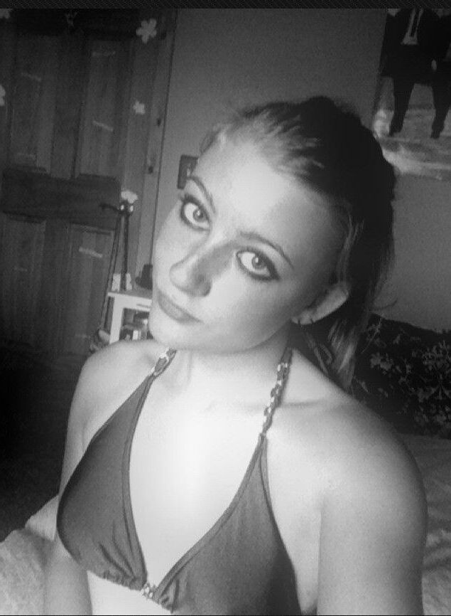 Sweet blond teen selfies