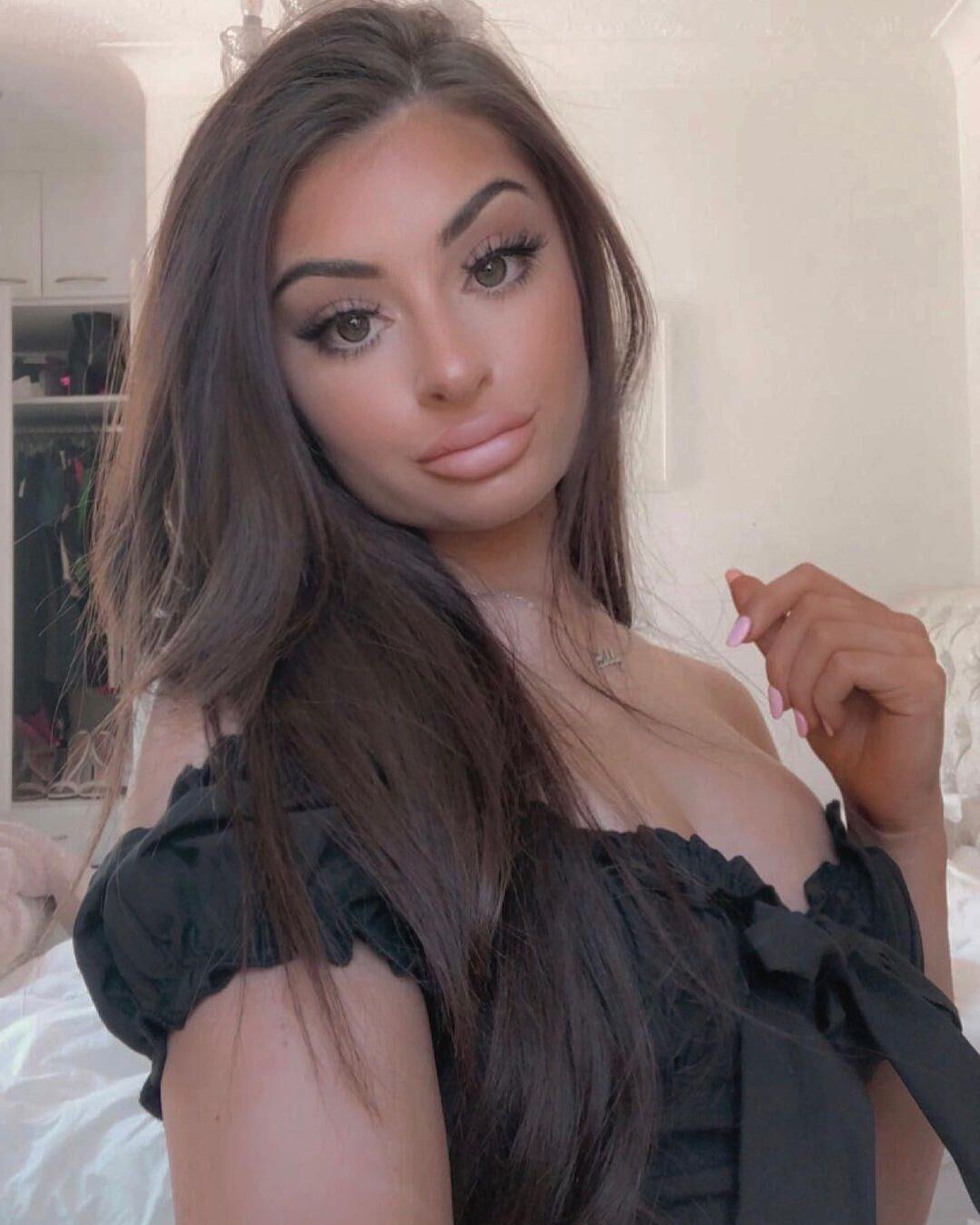 Fuckable hypersexualized Chav Chavs