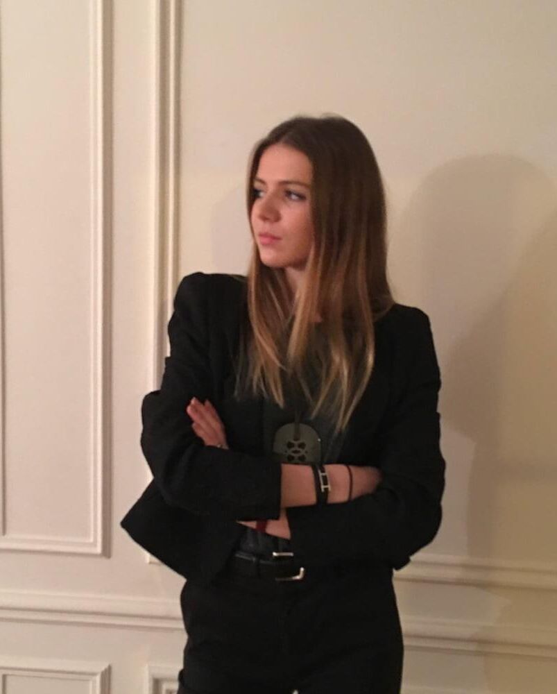 Skinny French Slut Petite Chienne Francaise Jeune Putte