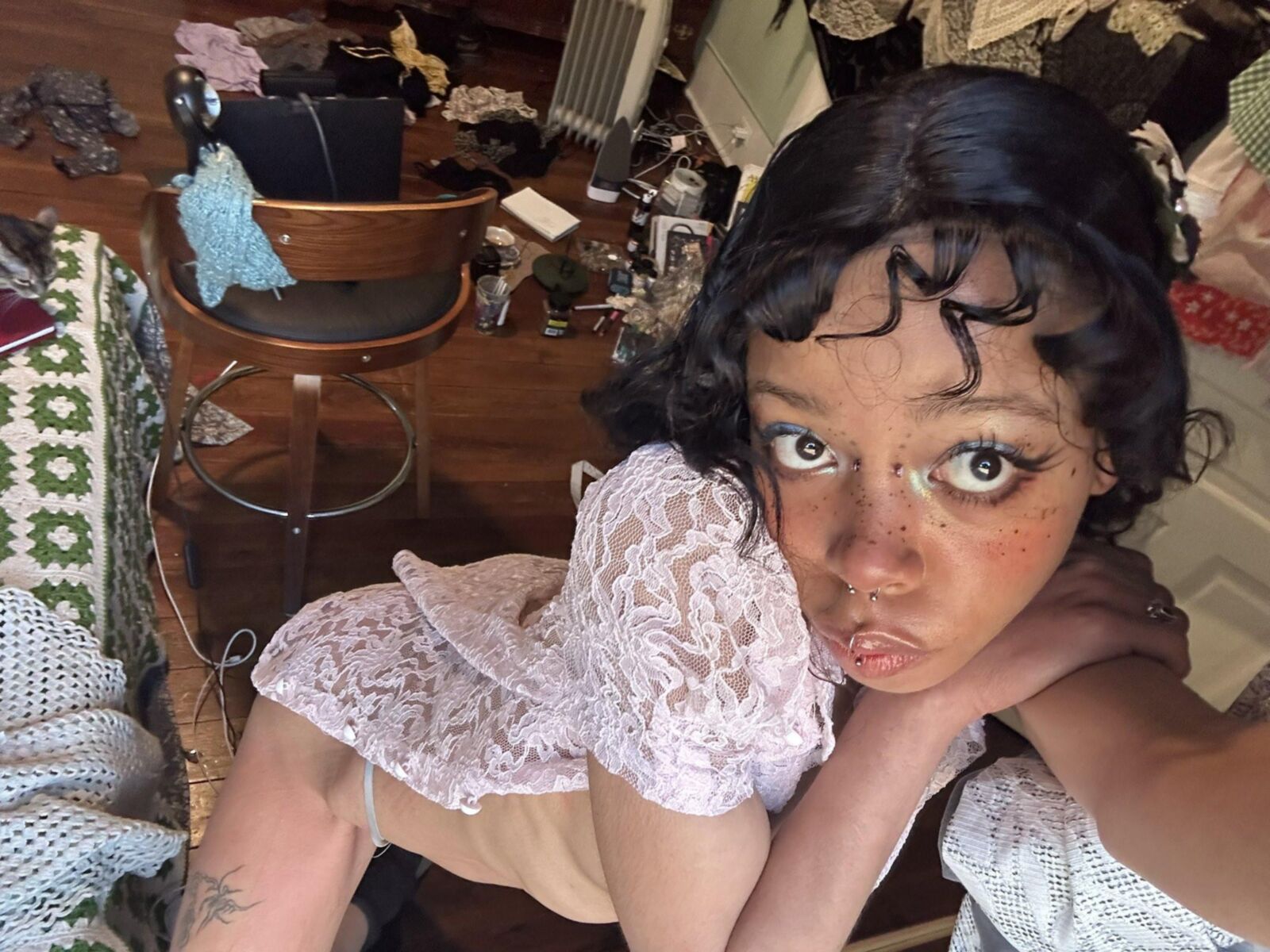 KINA SKINNY BLACK TEEN