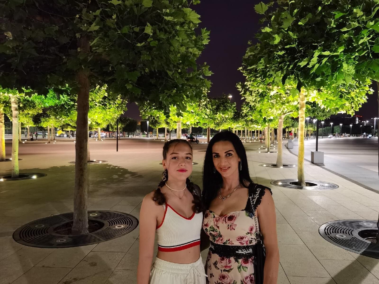 Non Nude Daughters Mixed 