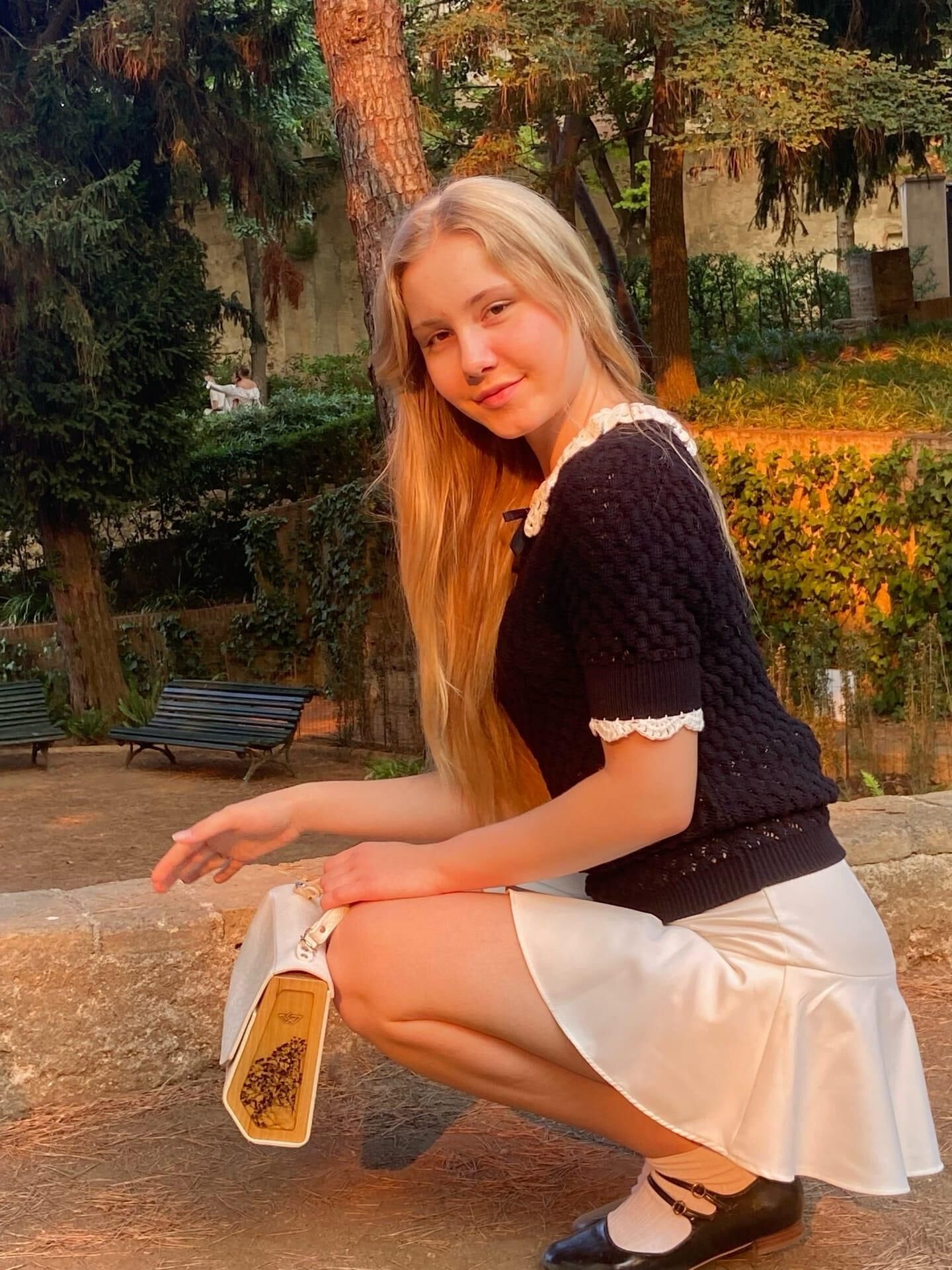 Non Nude Daughters Mixed 