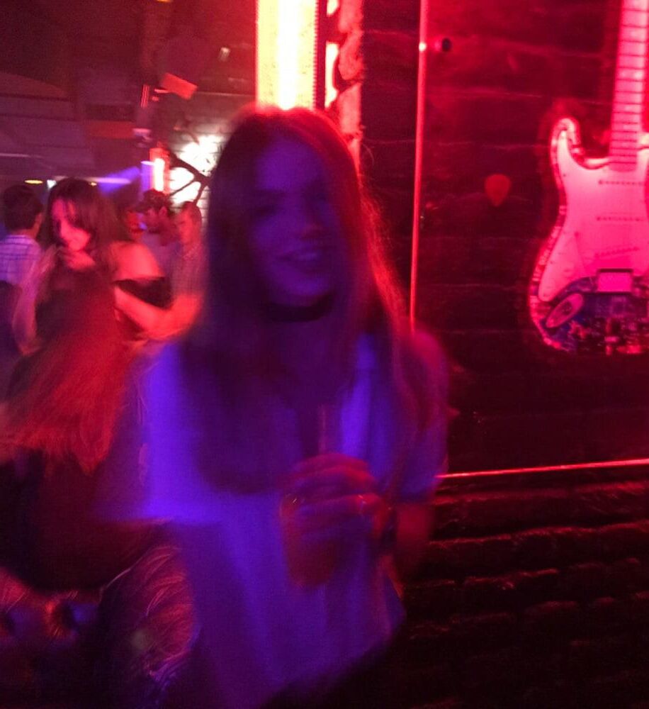 Skinny French Slut Petite Chienne Francaise Jeune Putte