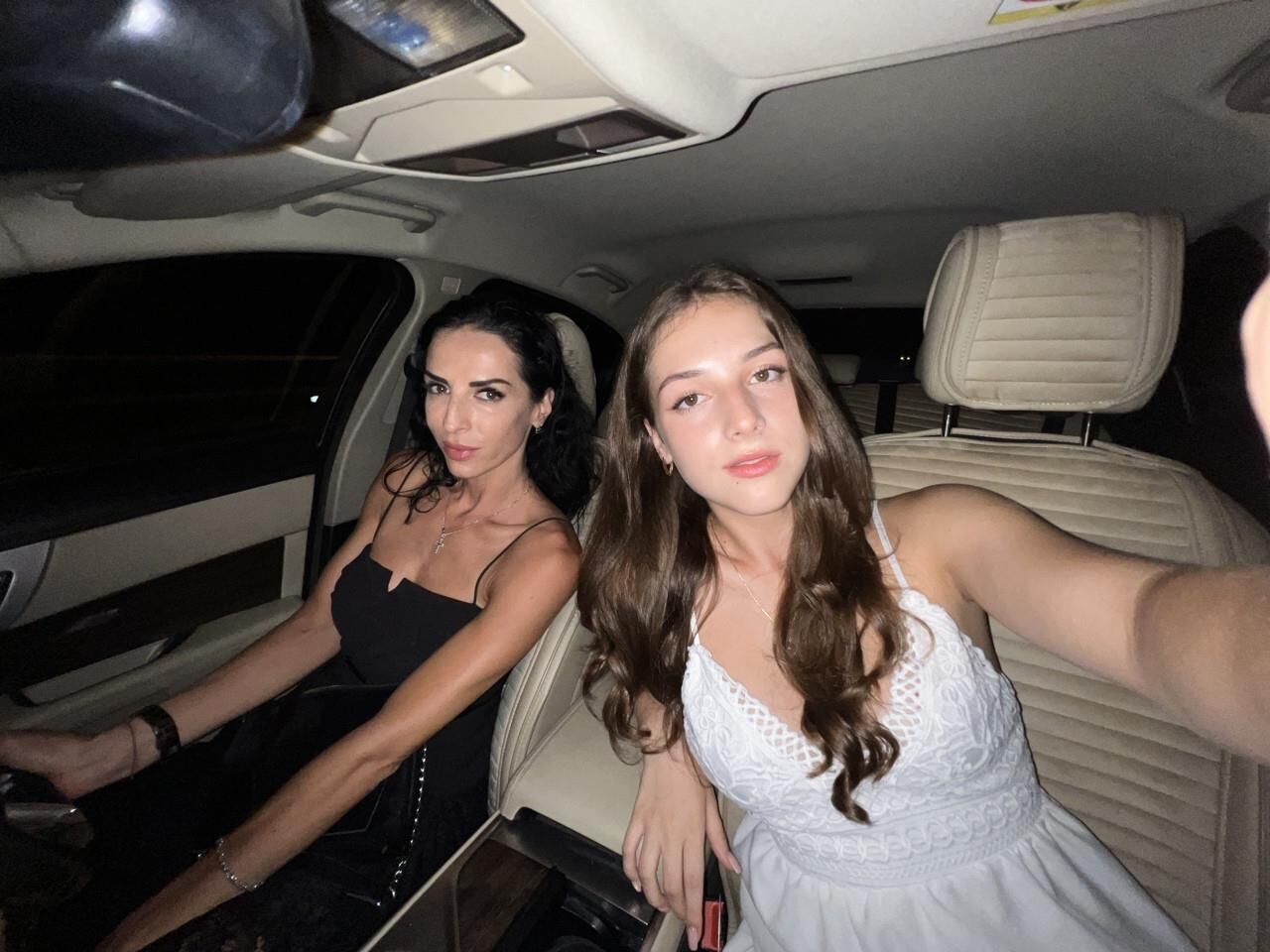 Non Nude Daughters Mixed 
