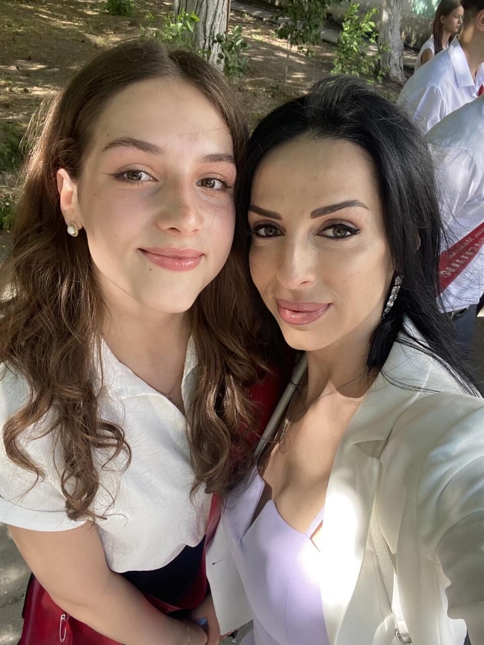 Non Nude Daughters Mixed 