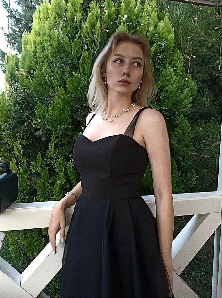 Non Nude Daughters Mixed 