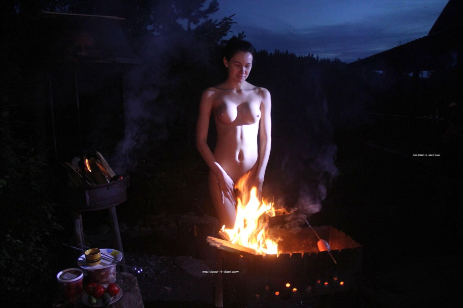 NIR NASTIA B Barbacoa nocturna