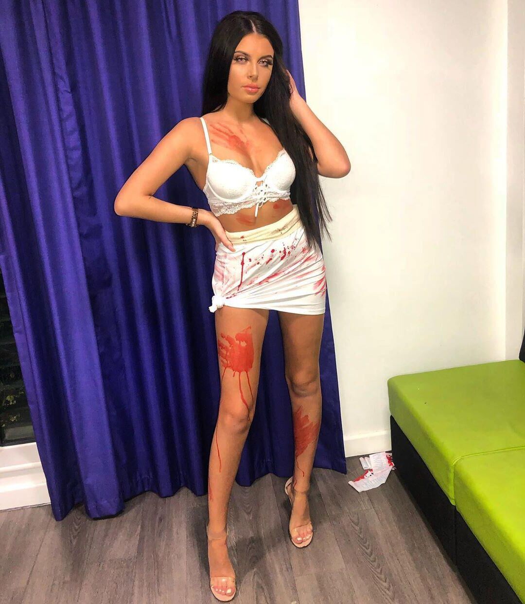 Chav Chav buckable hypersexualized