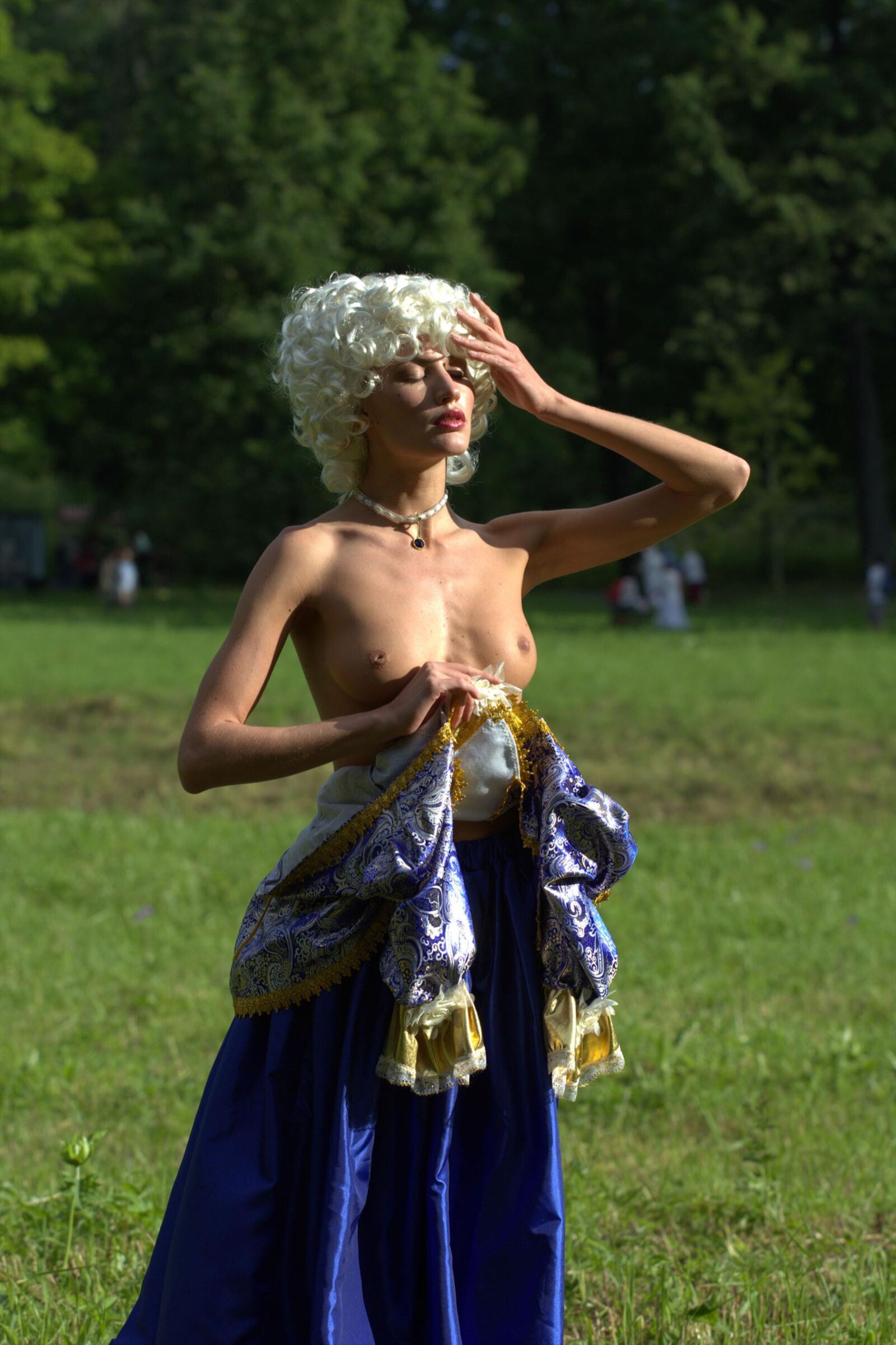 Nir Nicole, Xenia Taller de arte desnudo Rusio S
