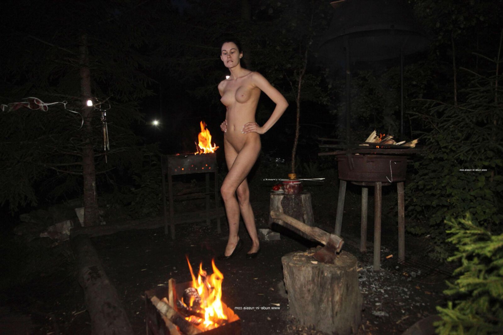 NIR NASTIA B Barbacoa nocturna