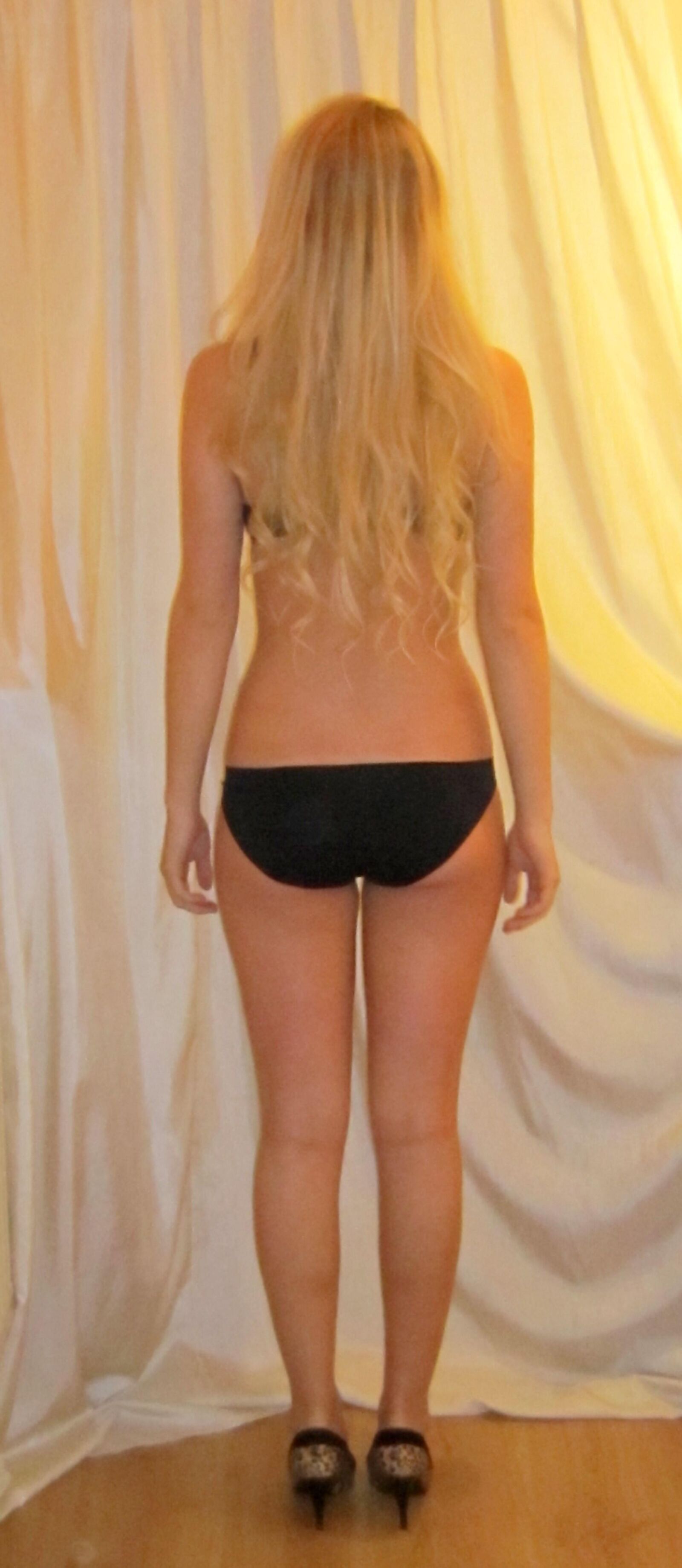  Amateur Casting Model 