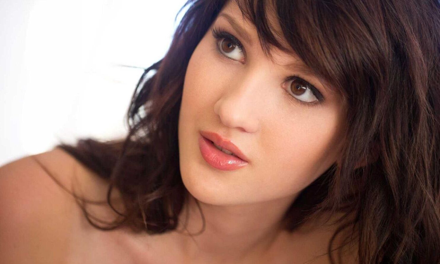 Елена Пулз, приглашающая киска