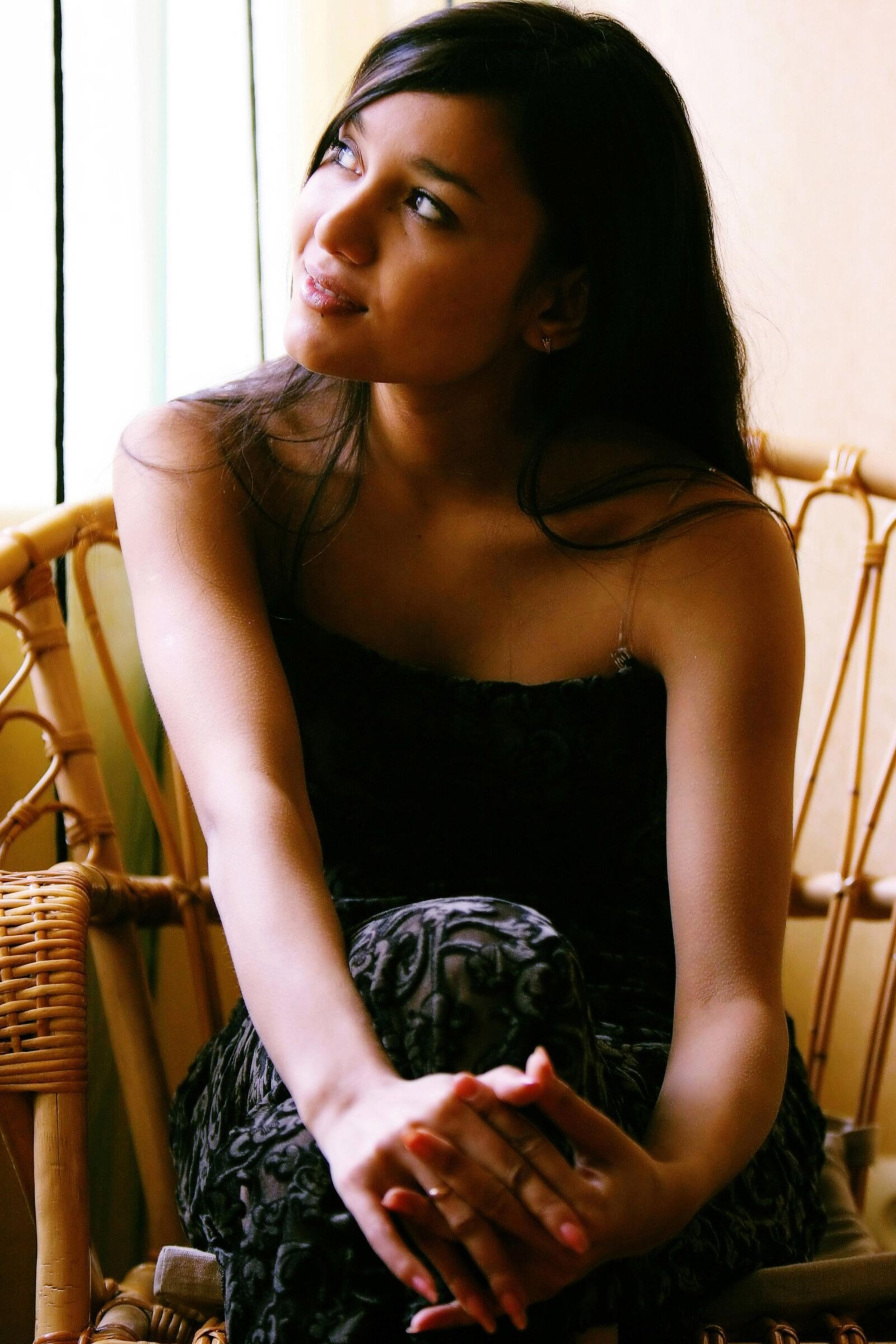 Kamilla / maria exotic Teen Likes Down Down