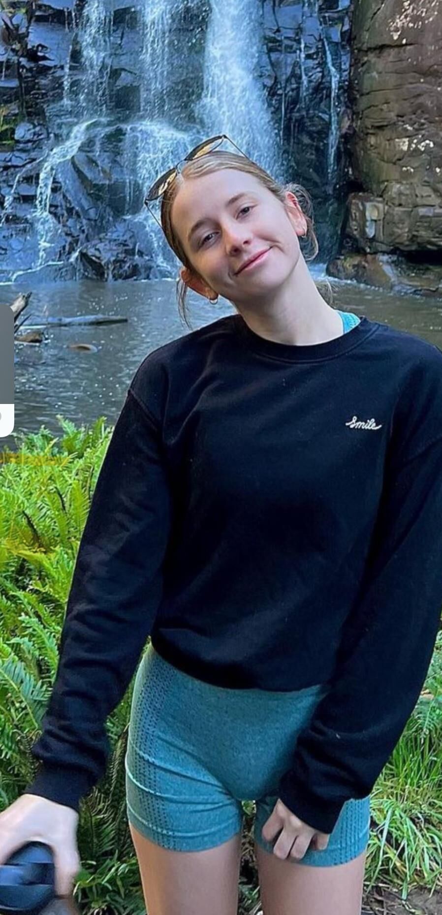 Teen fuckmeat. Comment the sick things you’d do to them 