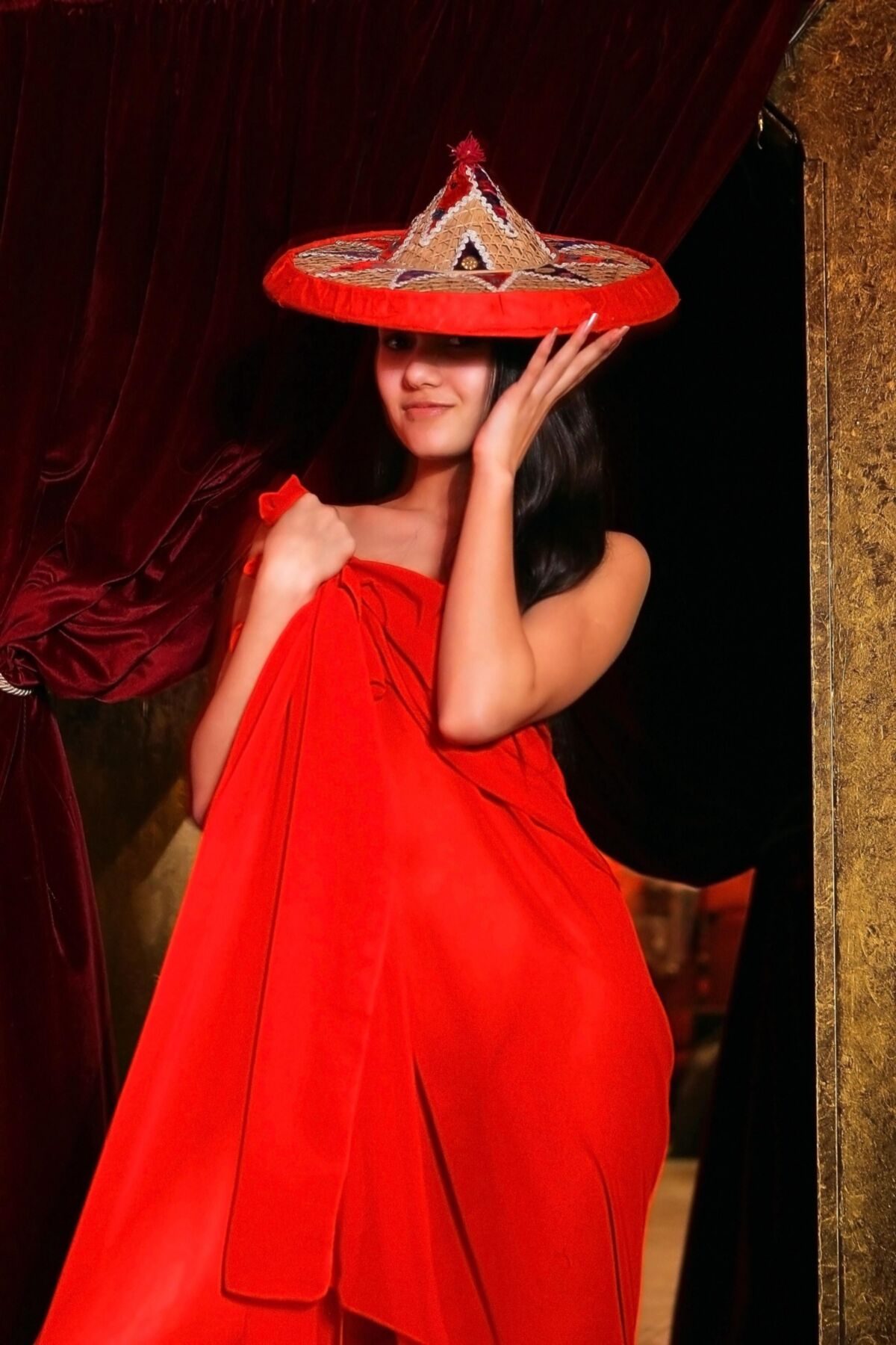 Kamilla Modelo de adolescente exótico súper bella
