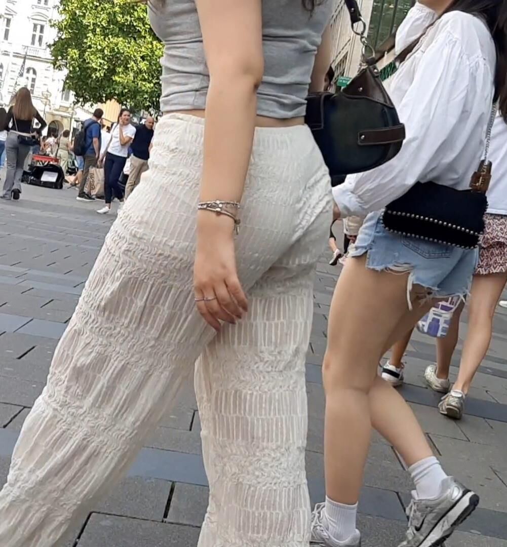Streetgirls 