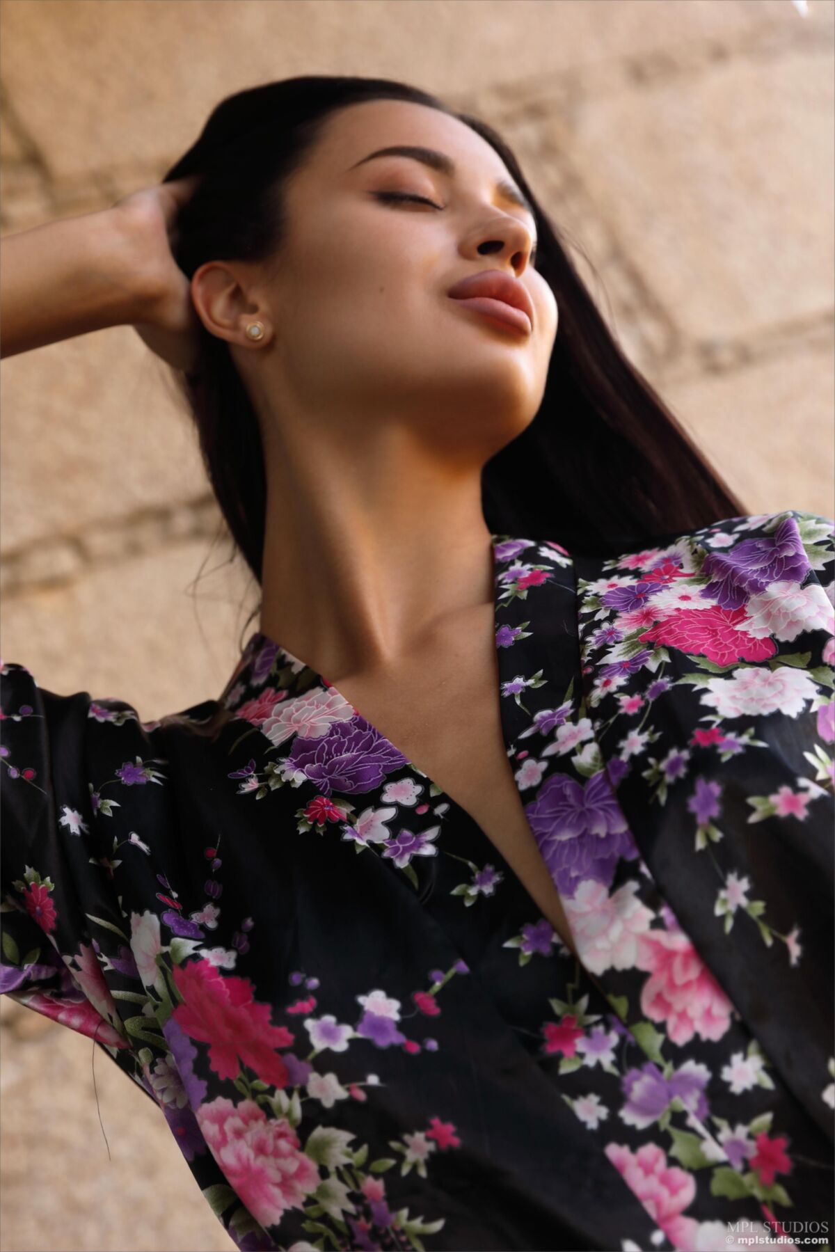 Aria Renaissance Girl