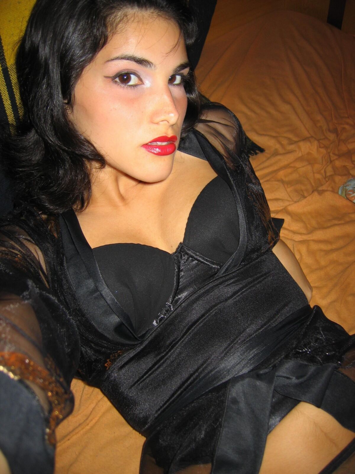 Tatti Bellotti in black