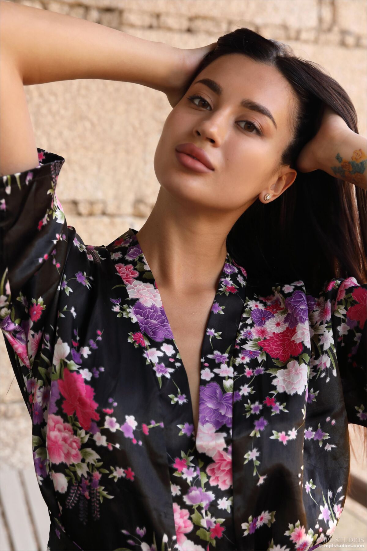 Aria Renaissance Girl