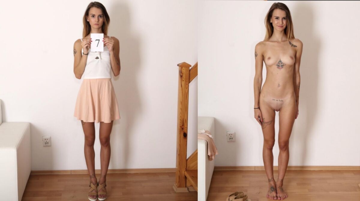 Chicas cosidas